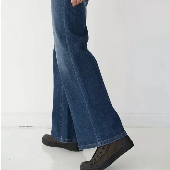 Original NEW Marcellamoda NYC
Model: Benita jeans
Size 6 / 30 - Picture 4 of 7